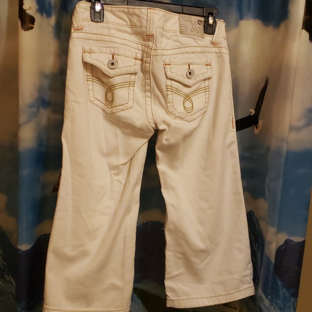 Capris - Picture 3 of 4